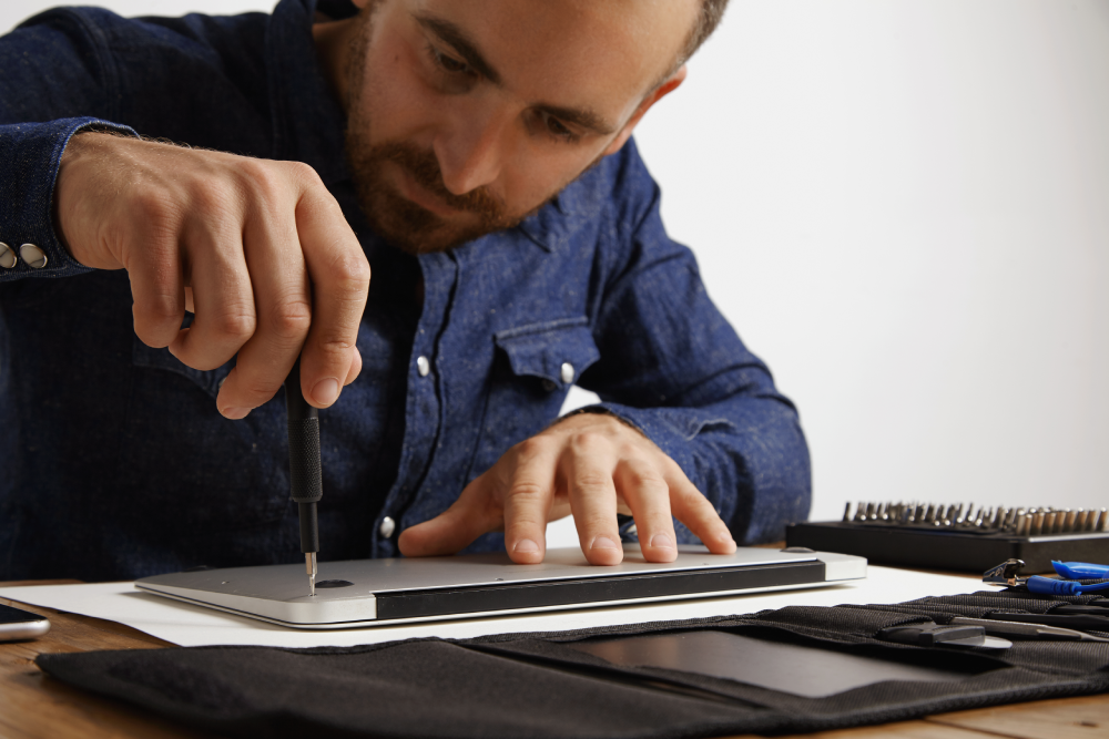 Macbook Repair Solutions In Guildford Uk