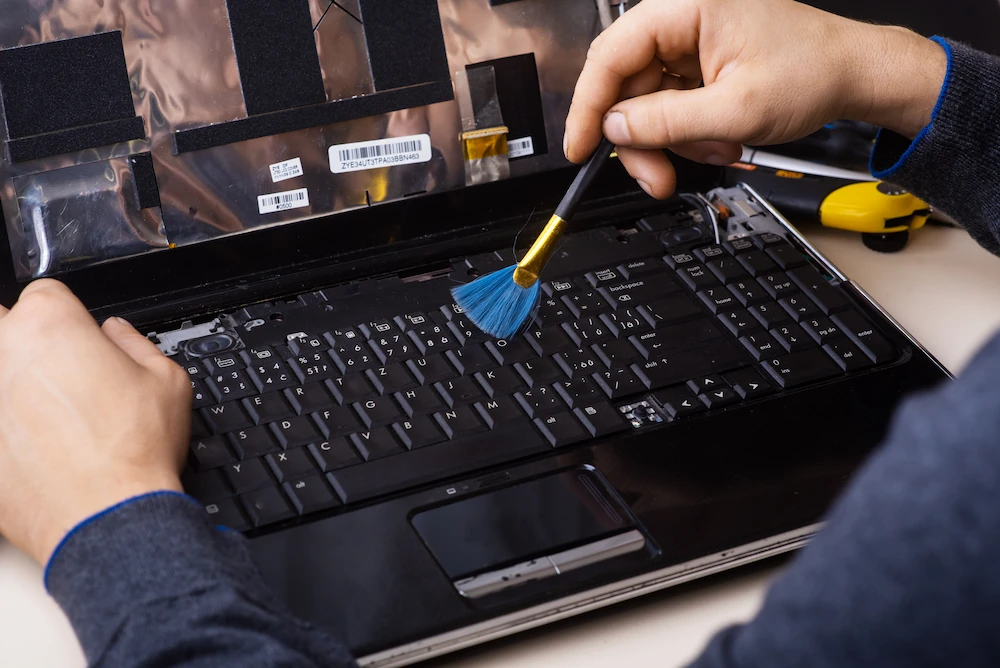 Professional Laptop Cleaning Service In Guildford